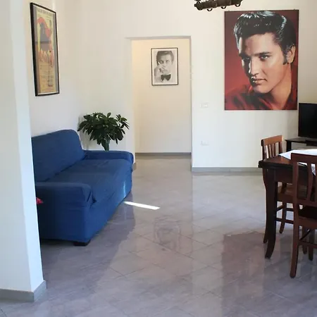 Casa Mario A 5 Minuti Da Tropea, Fresca Nuova E Con Posto Auto!!! Brattiro