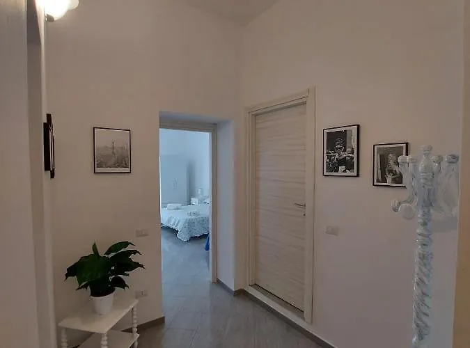 Casa Mario A 5 Minuti Da Tropea, Fresca Nuova E Con Posto Auto!!! Brattiro