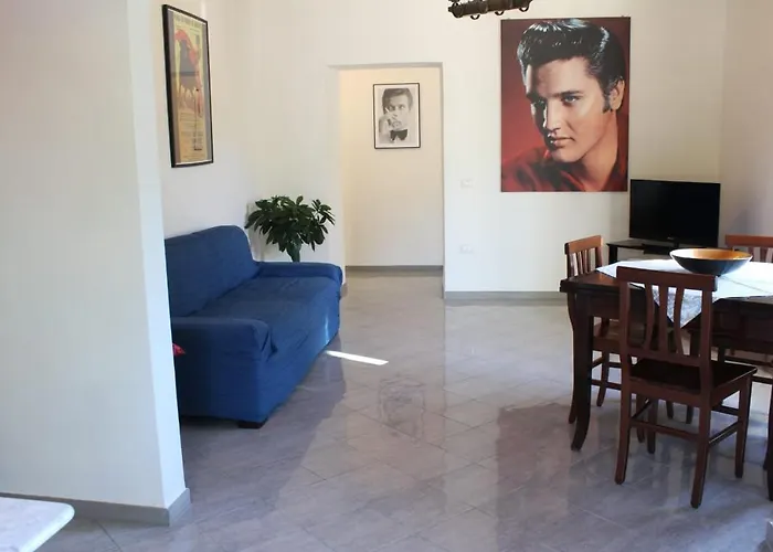 Casa Mario A 5 Minuti Da Tropea, Fresca Nuova E Con Posto Auto!!! Brattiro